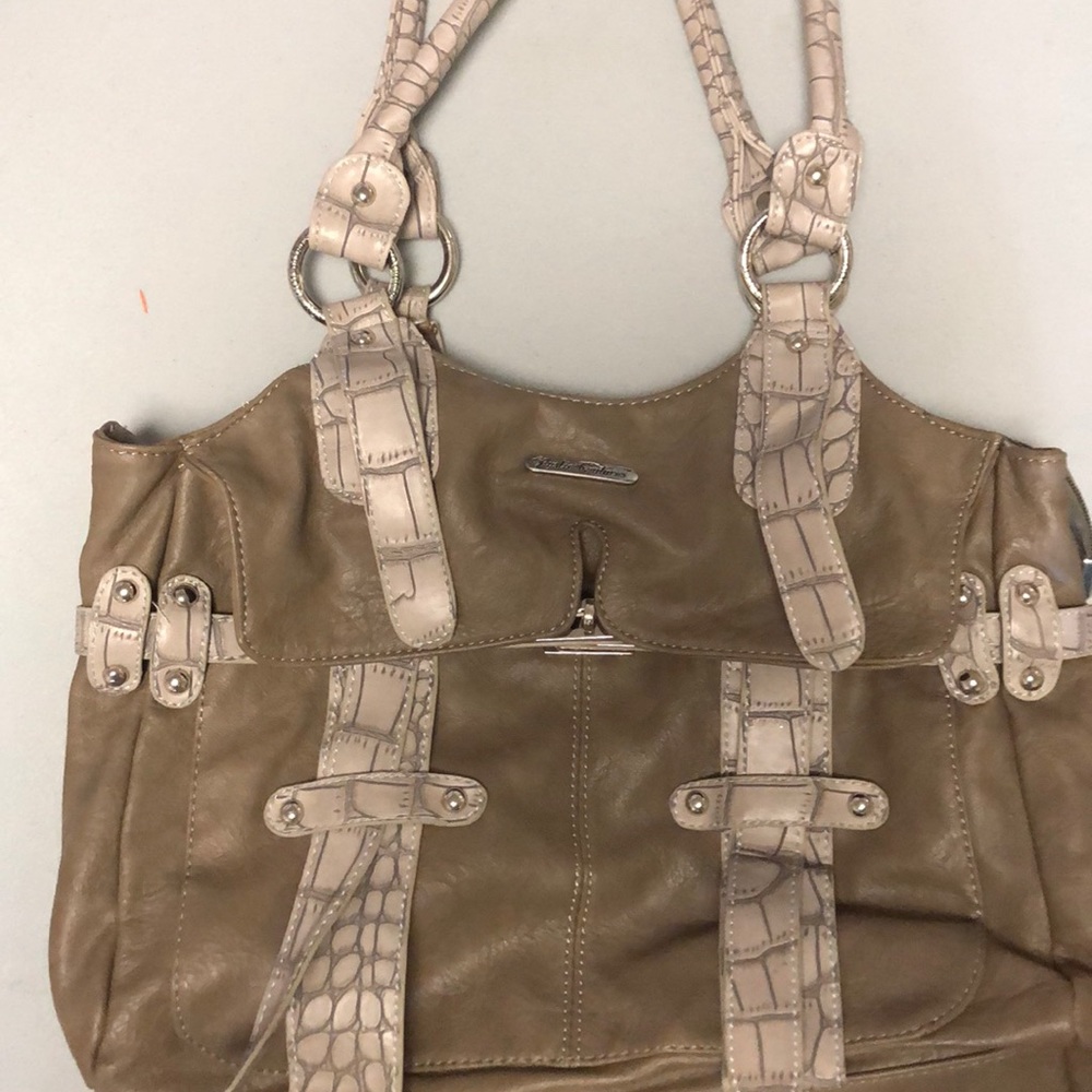 Purse - Picture 3 of 8